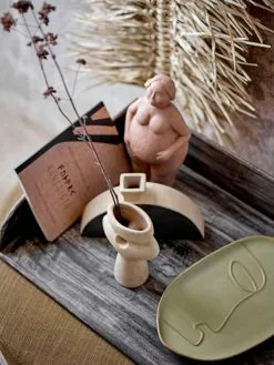 Bloomingville Nezha Terracotta Vaas - Set Van 3 Stuks 9 Bloomingville Nezha Terracotta Vaas - Set Van 3 Stuks -DECORATIE Winkel bloomingville nezha terracotta vaas set van 3 stuk 2