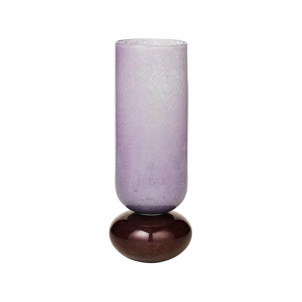 Broste Copenhagen Dorit Vaas Glas Aubergine - Ø11,5xh31cm 3 Broste Copenhagen Dorit Vaas Glas Aubergine - Ø11,5xh31cm